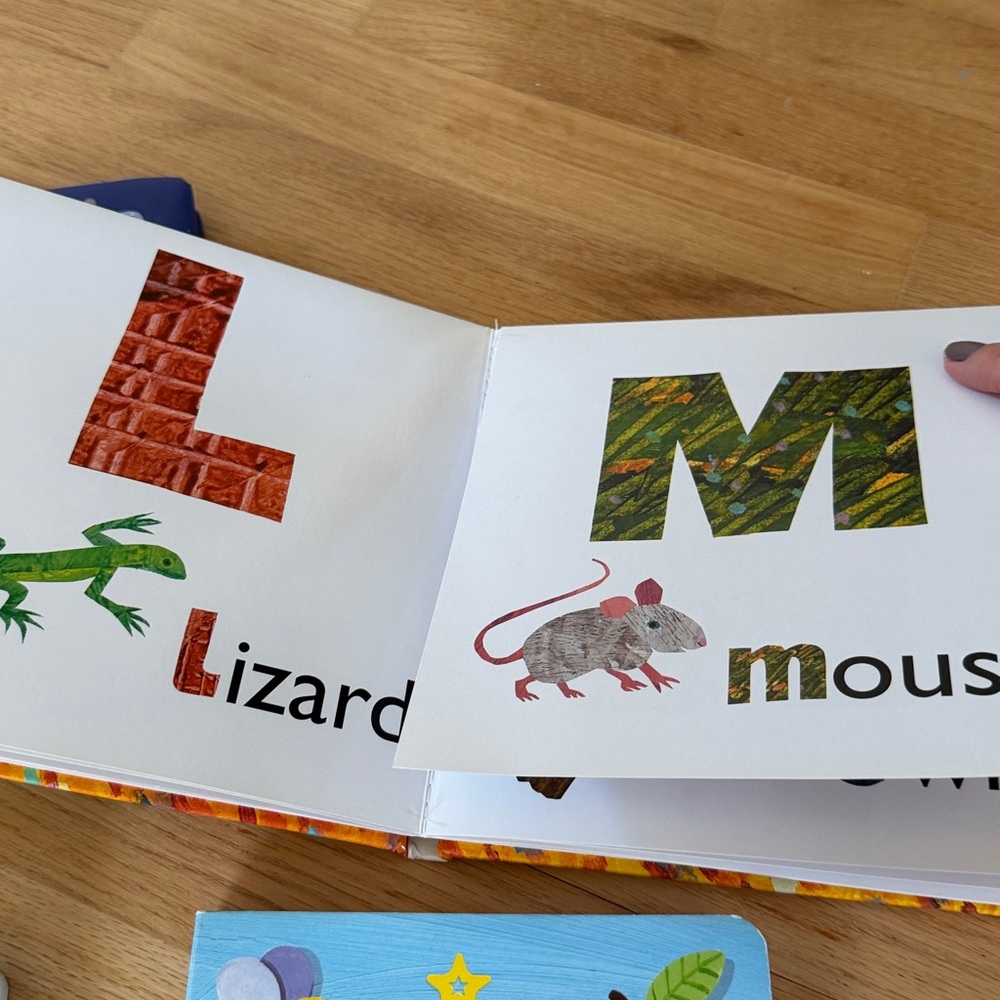 BABY / TODDLER ABC”s and Lullaby Board Book Set - 4 pcs - Picture 13 of 14